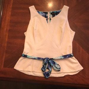 Sophisticated White House Black Market Top